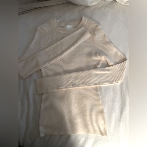 Cream knit long sleeve top - Picture 1 of 3